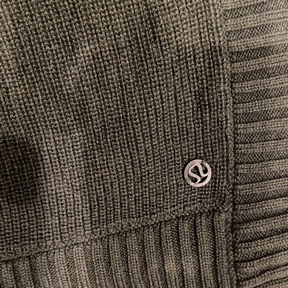 Lululemon Knit Poncho - Picture 3 of 3